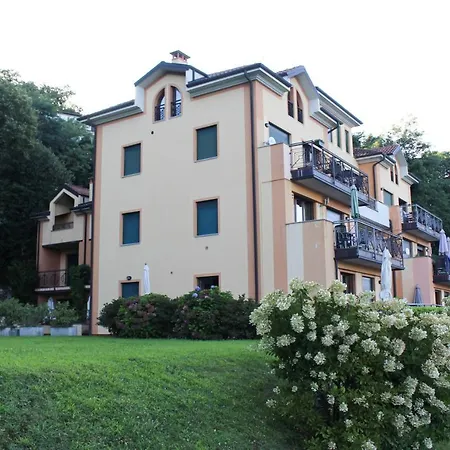 Apartment La Dell'artista Swimming Pool And Air Conditioning *