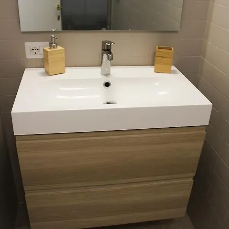 La Dell'artista Swimming Pool And Air Conditioning Stresa