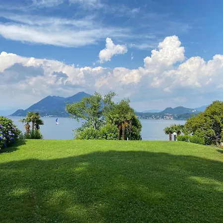 Apartment La Dell'artista Swimming Pool And Air Conditioning Stresa
