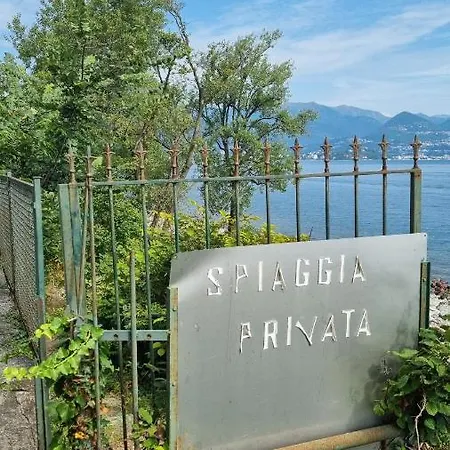 La Dell'artista Swimming Pool And Air Conditioning * Stresa