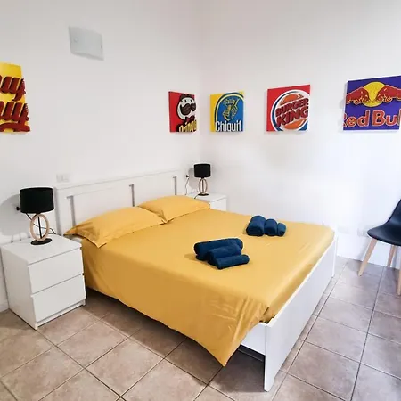 La Dell'artista Swimming Pool And Air Conditioning * Stresa