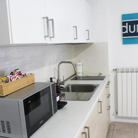 Apartment La Dell'artista Swimming Pool And Air Conditioning Stresa