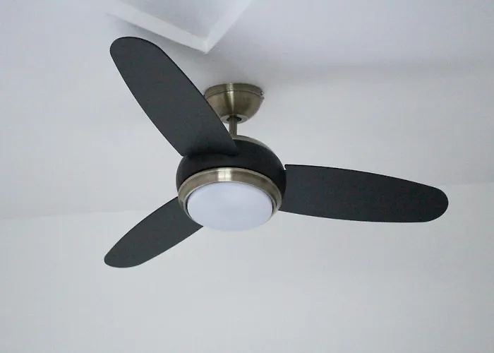 La Dell'artista Swimming Pool And Air Conditioning 아파트 스트레사