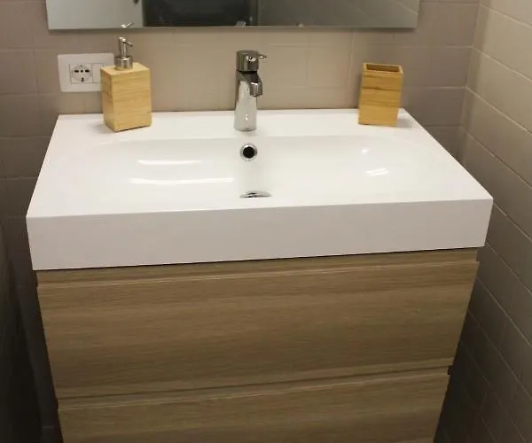 La Dell'artista Swimming Pool And Air Conditioning Stresa