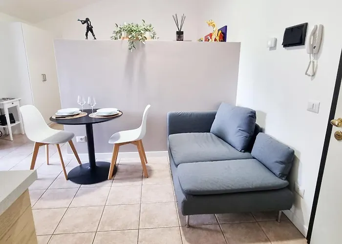 Apartament La Dell'artista Swimming Pool And Air Conditioning *