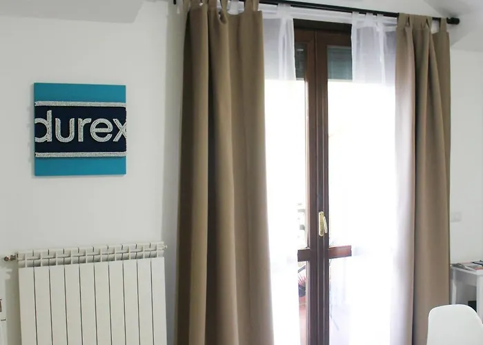 Apartament La Dell'artista Swimming Pool And Air Conditioning Stresa