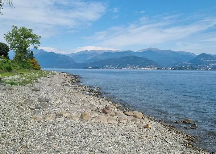 La Dell'artista Swimming Pool And Air Conditioning Stresa